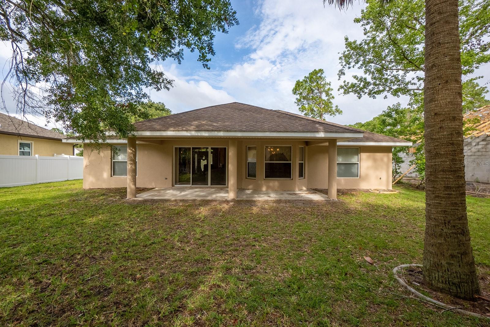 6 Port Echo Place