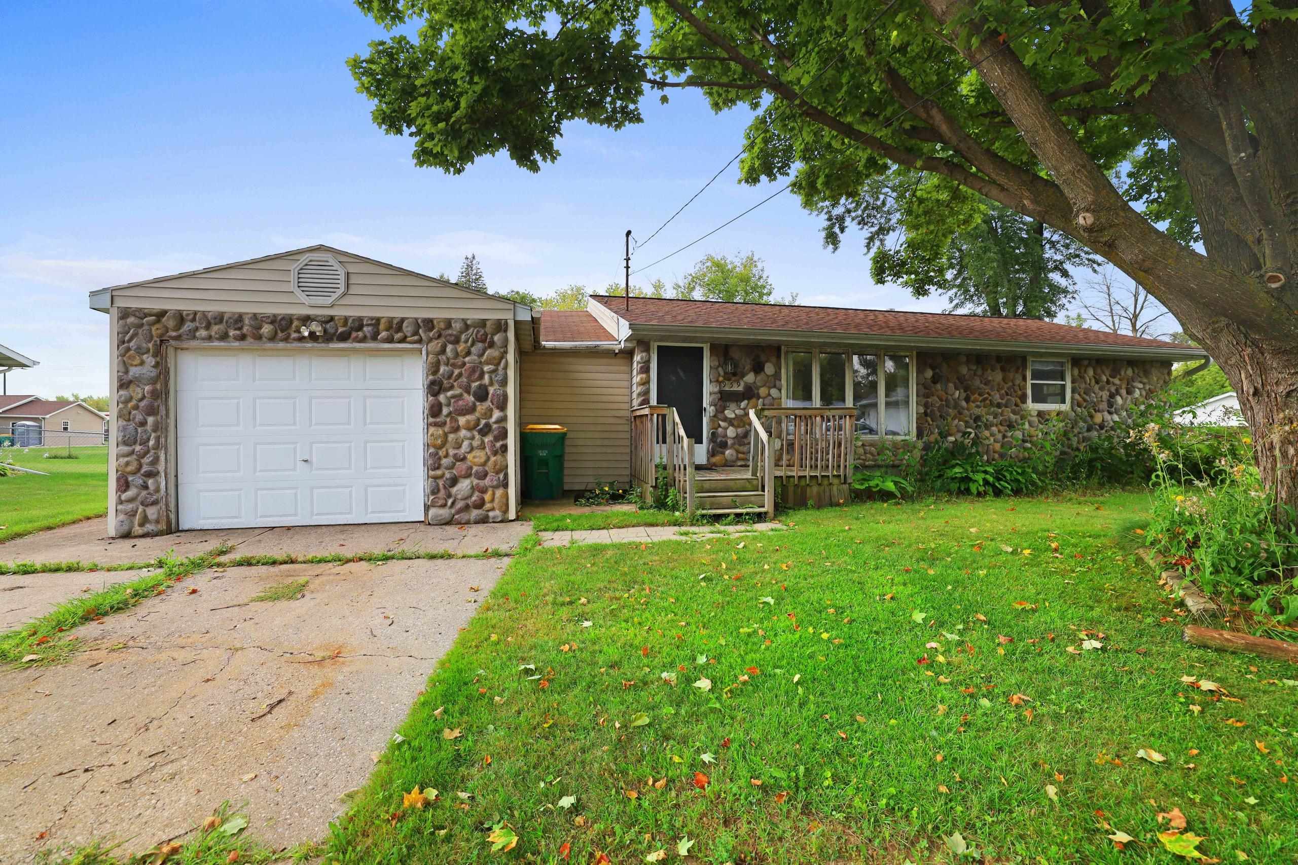 959 Redley Court