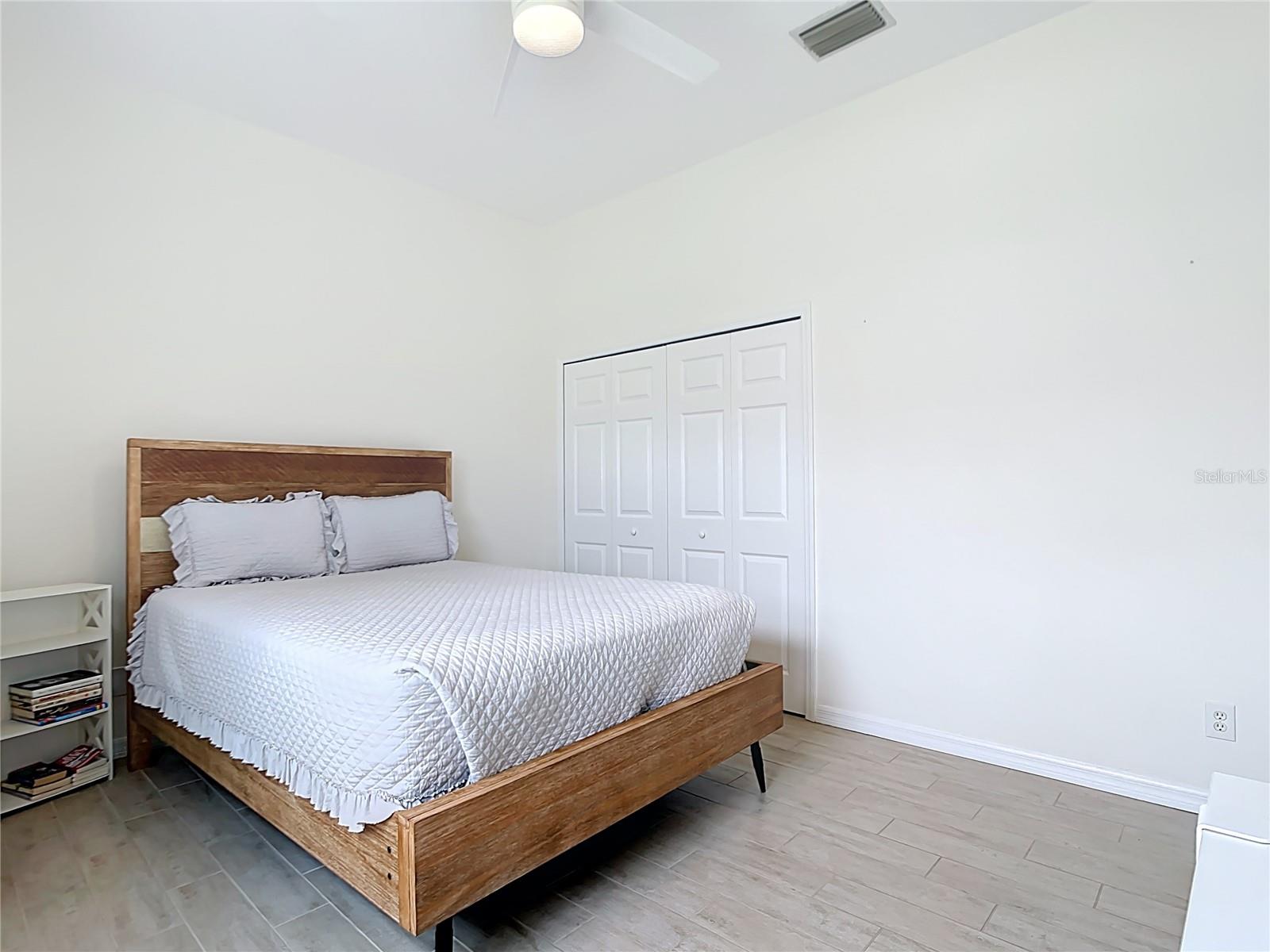 613 Boundary Boulevard