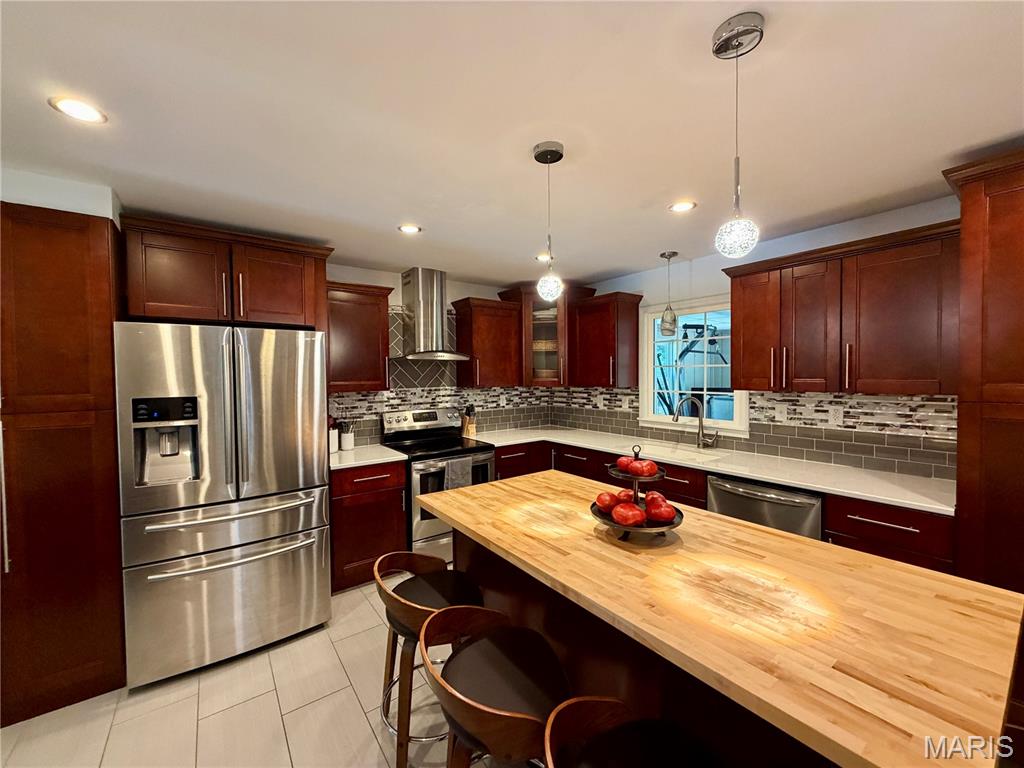 4 El Rancho Drive