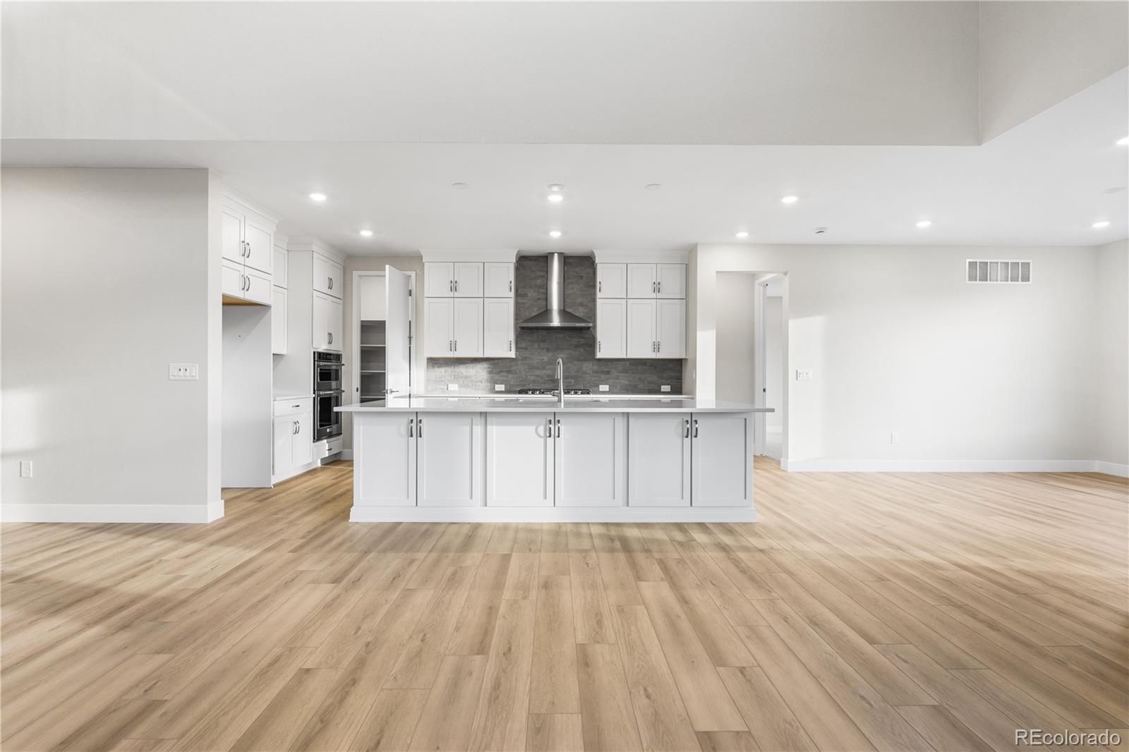 8770 Summerwalk Trail