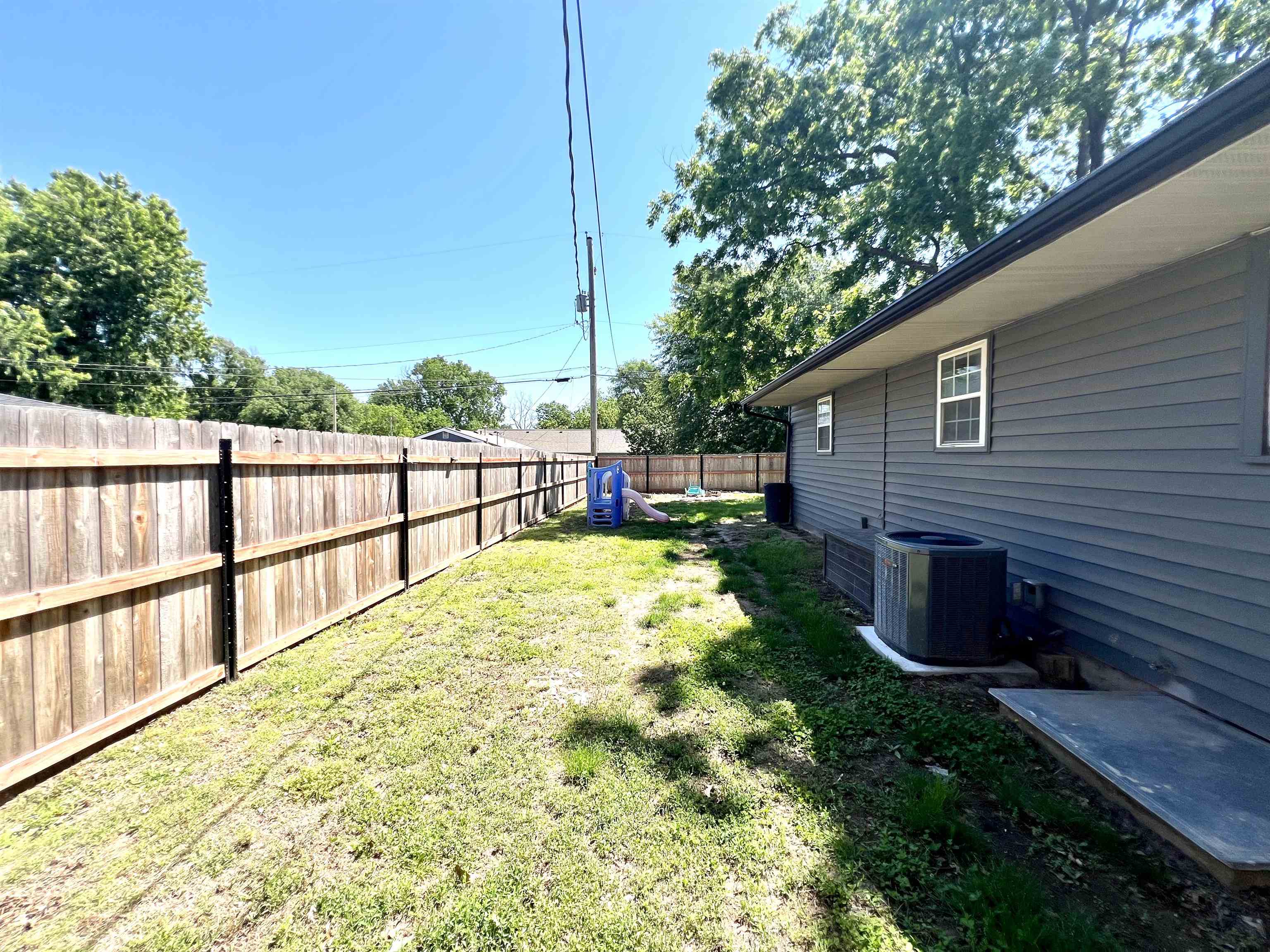 1124 N 7th