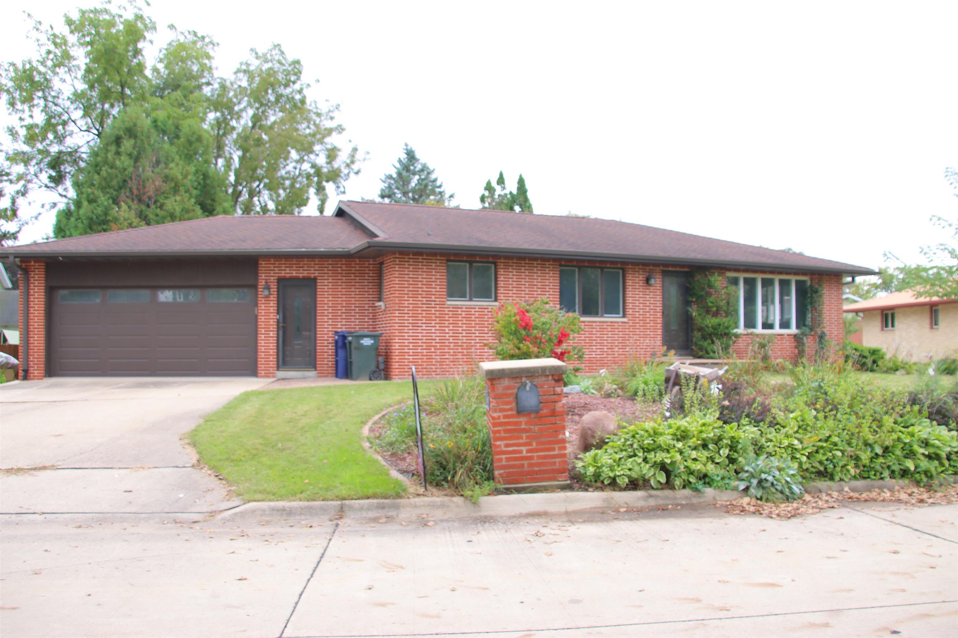 105 Bishop
