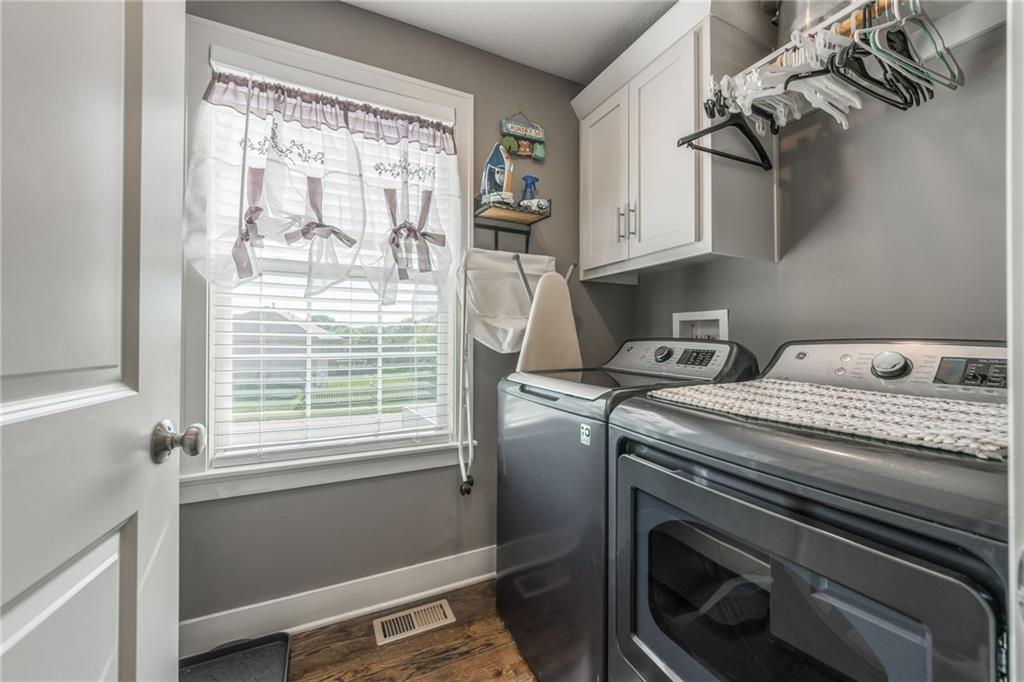 11301 N Bristol Avenue