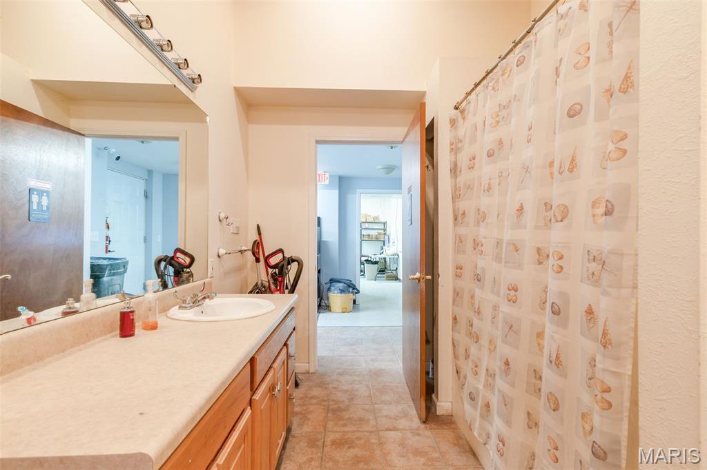 210 Hyler Drive