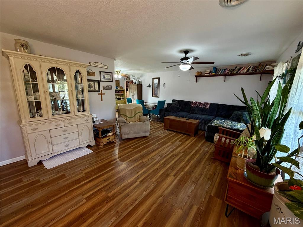 12850 Saverton Drive