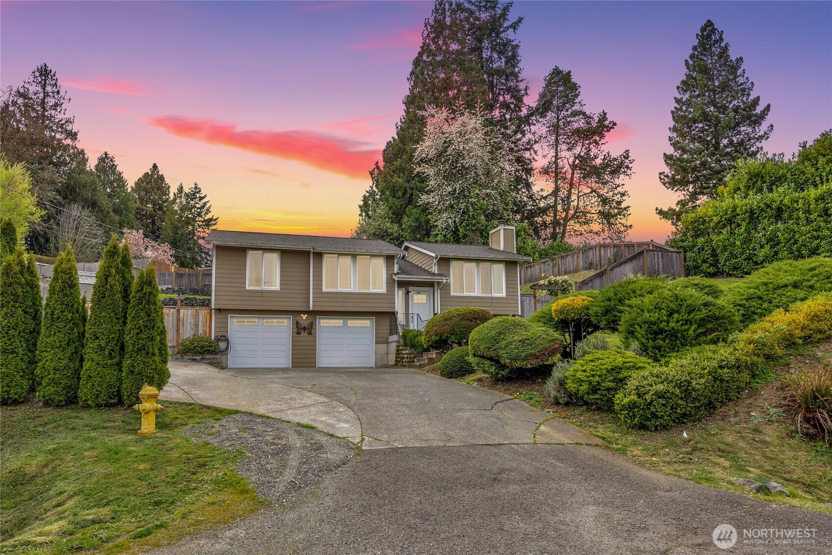 1302 Valley View Drive