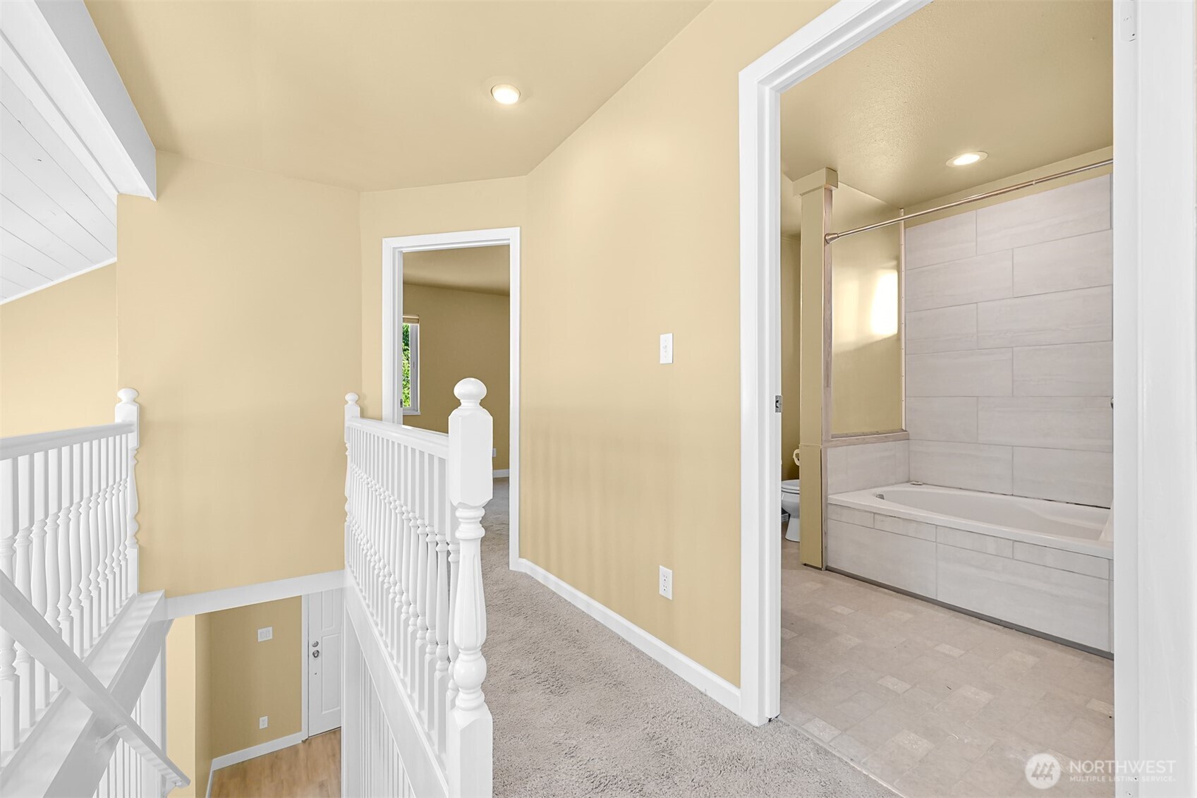 4482 Moresby Way