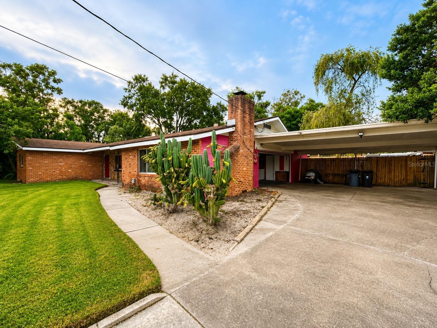 315 Lake Seminary Circle