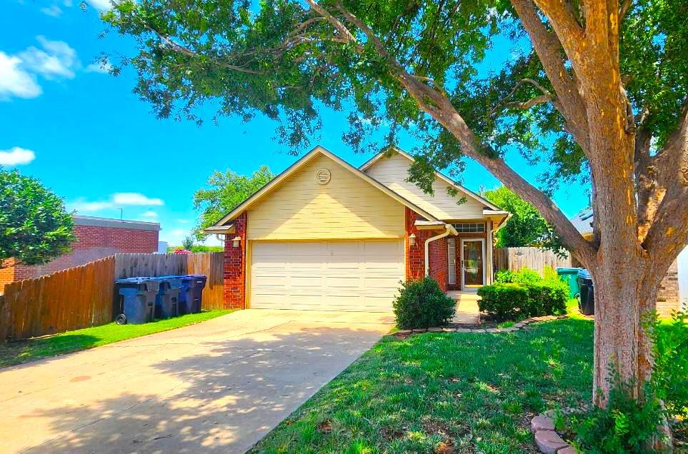 This one-story home is close to Chisholm Creek where you can find countless restaurants, shops, and entertainment venues. Also near the Quail Springs mall and easy access to the highway.  The 3 bedroom, 2 bathroom, 2 car garage has an open floor plan with vaulted ceiling and fireplace. The formal dining area has skylights. The galley kitchen comes with refrigerator, electric stove, built-in microwave, and dishwasher.  Te bedrooms are spacious and the master bedroom has vaulted ceiling and a walk in closet. The master bath has a soaker tub. There is an open patio in the back with a fenced backyard. Call to take your tour today!