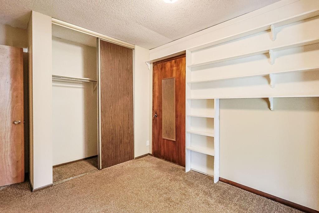 409 S Catalpa Street