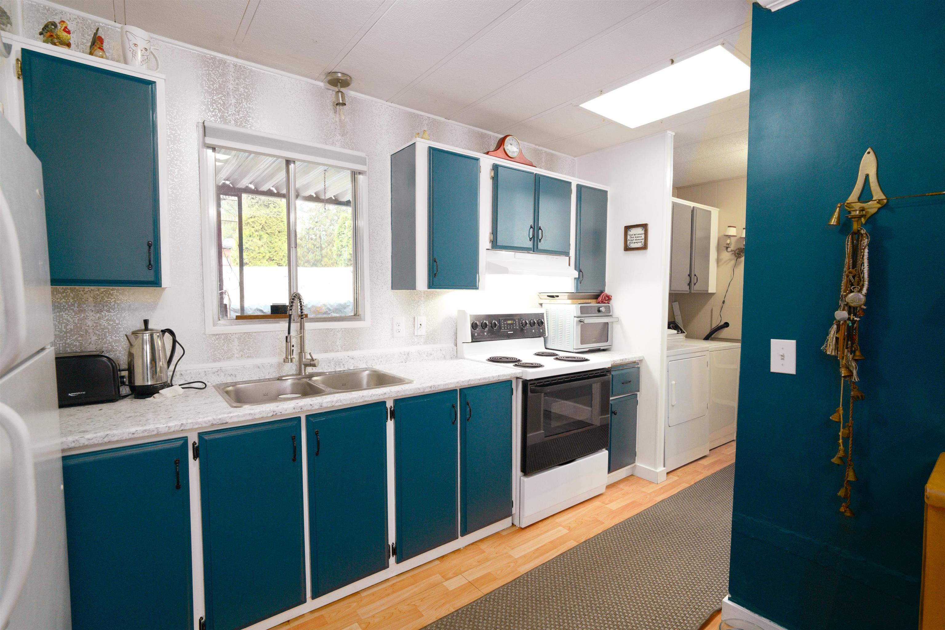 21163 Lougheed Highway 5