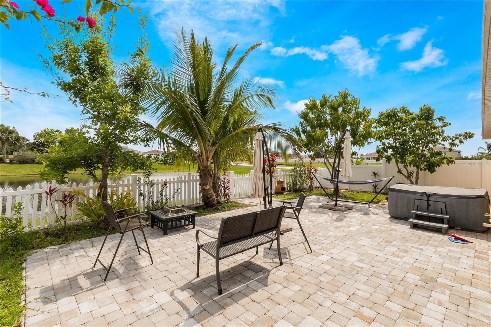 4602 Harvest Row Lane