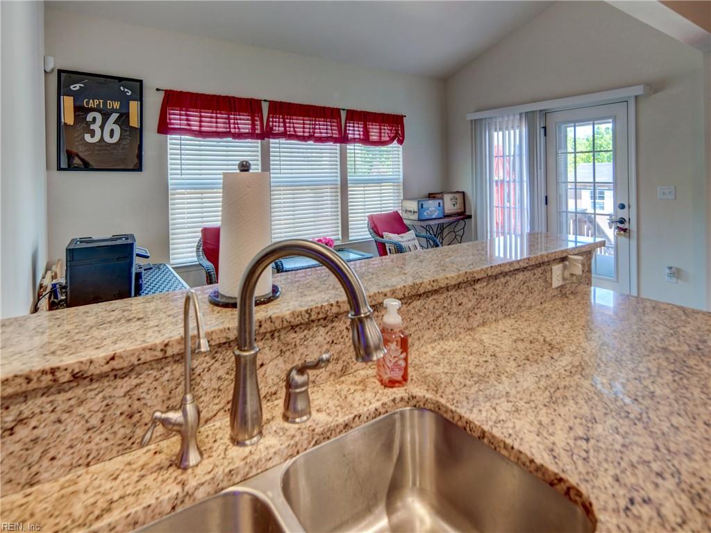1716 Fishers Cove