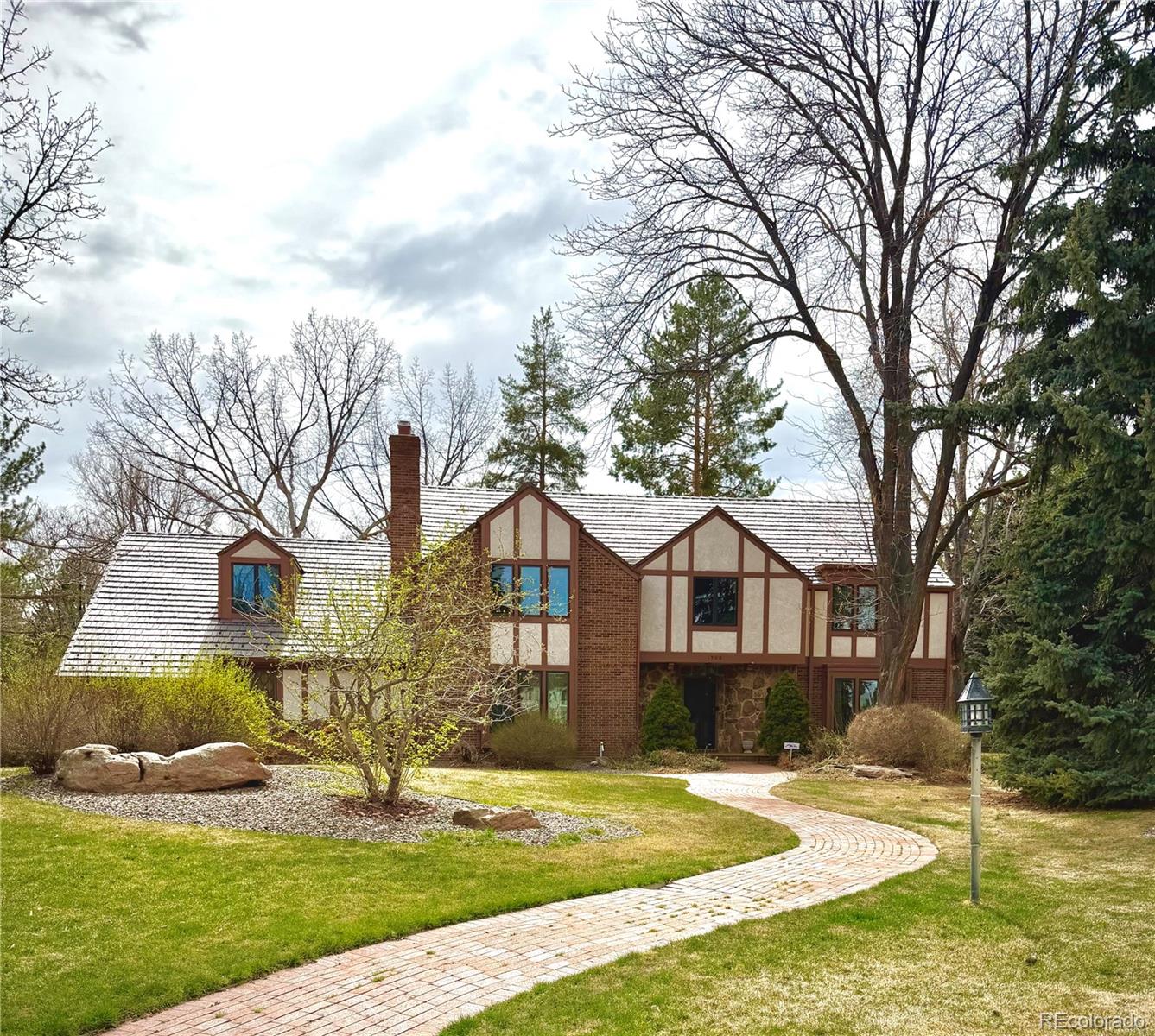 1508 Cottonwood Lane