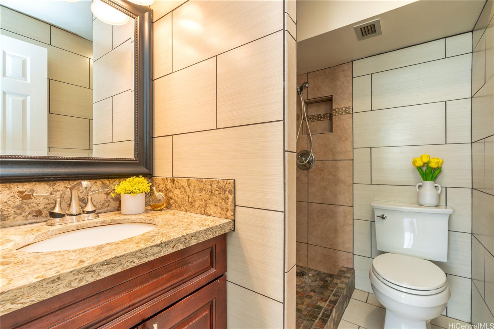 801 Ala Nioi Place 404