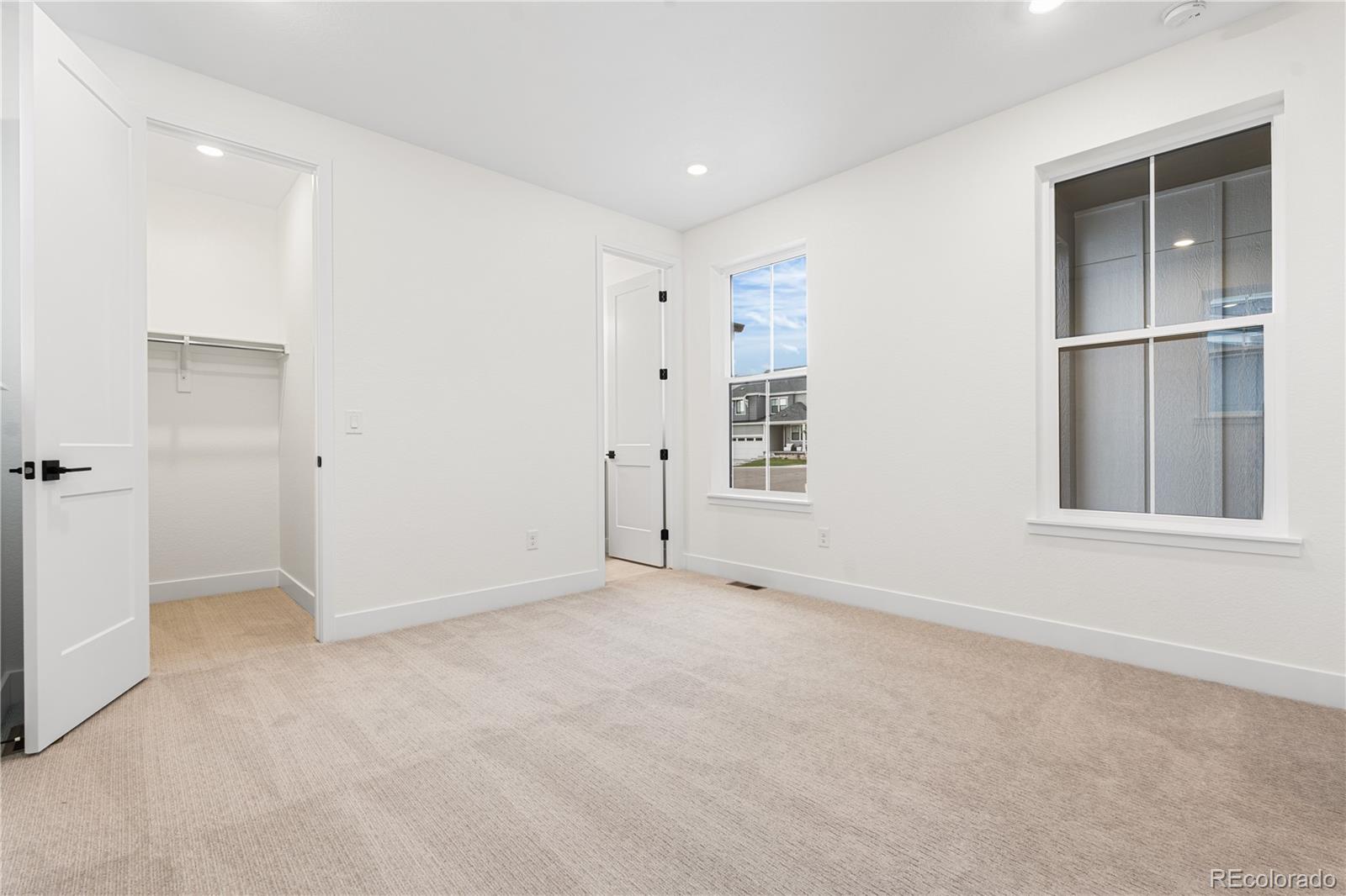 11245 Moonshimmer Street