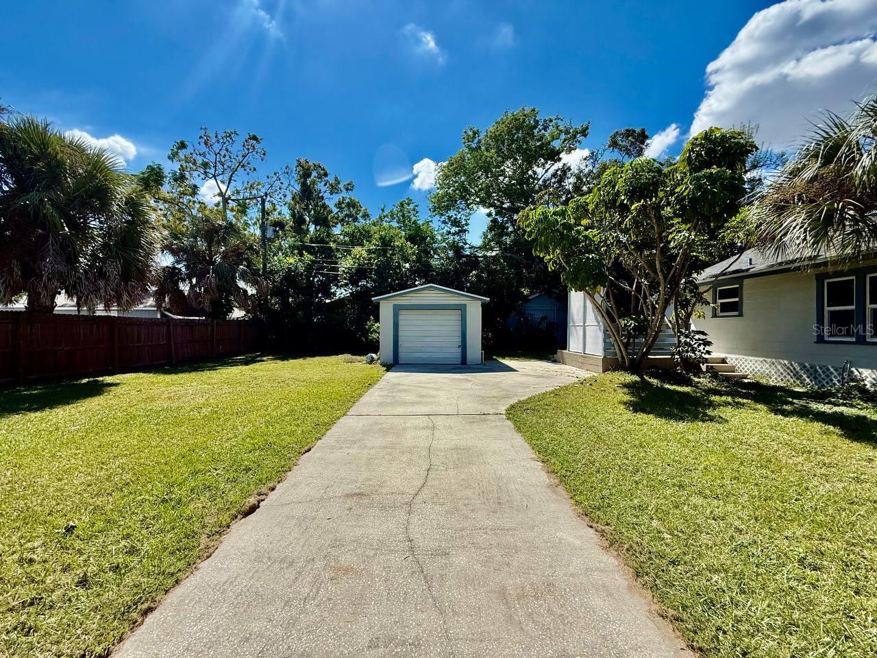 2120 46th Av N
