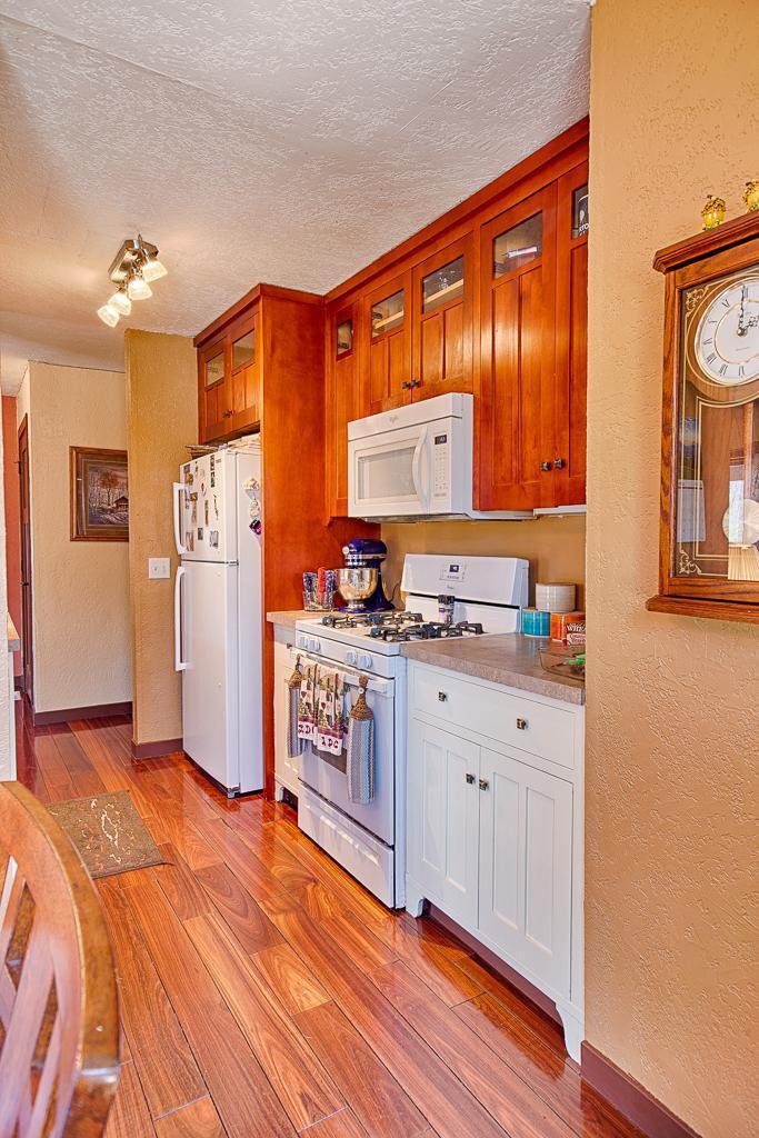 27280 Westward Ho Street