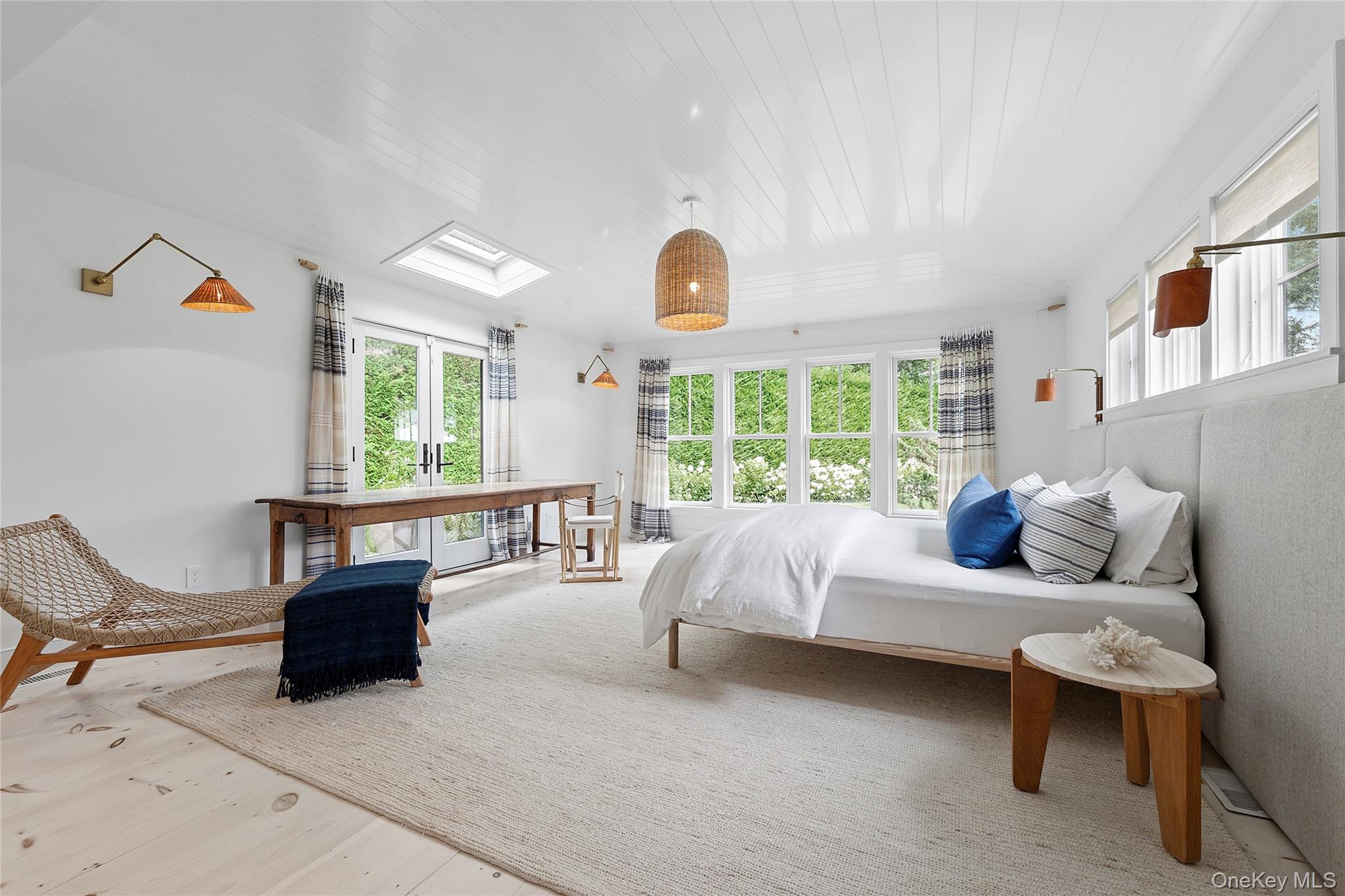 42 Hedge Row Lane