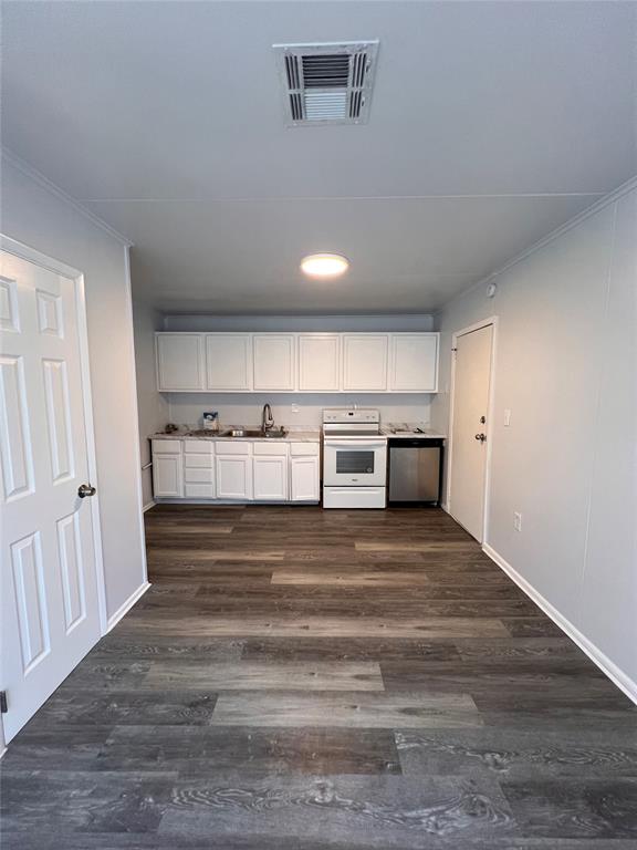 301 Winding Lane