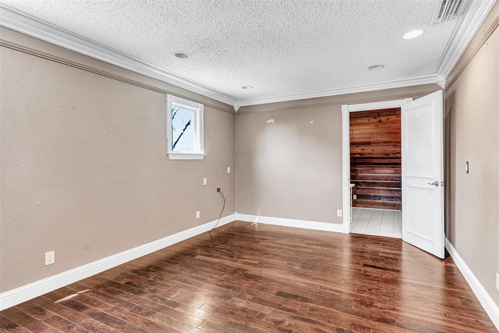 4704 Palos Verdes Drive