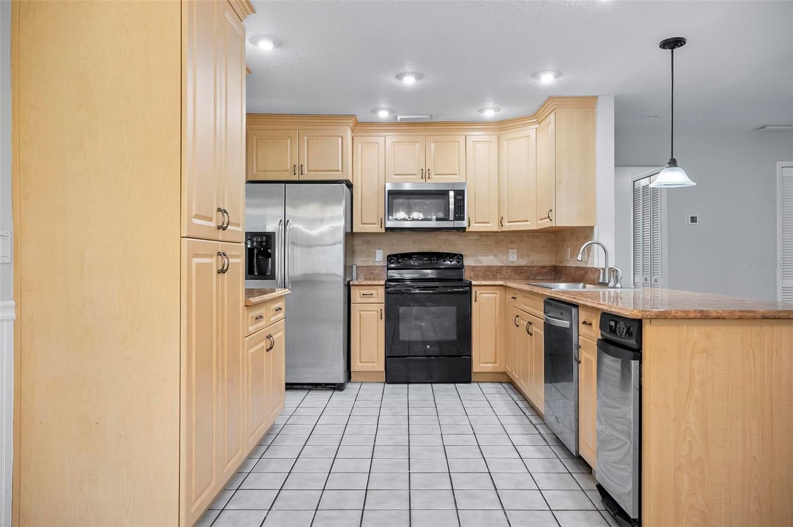 59 Zephyr Lily Trail