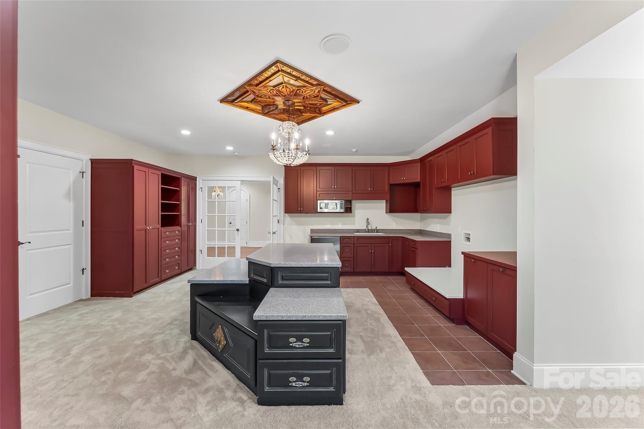 1090 Pearidge Road