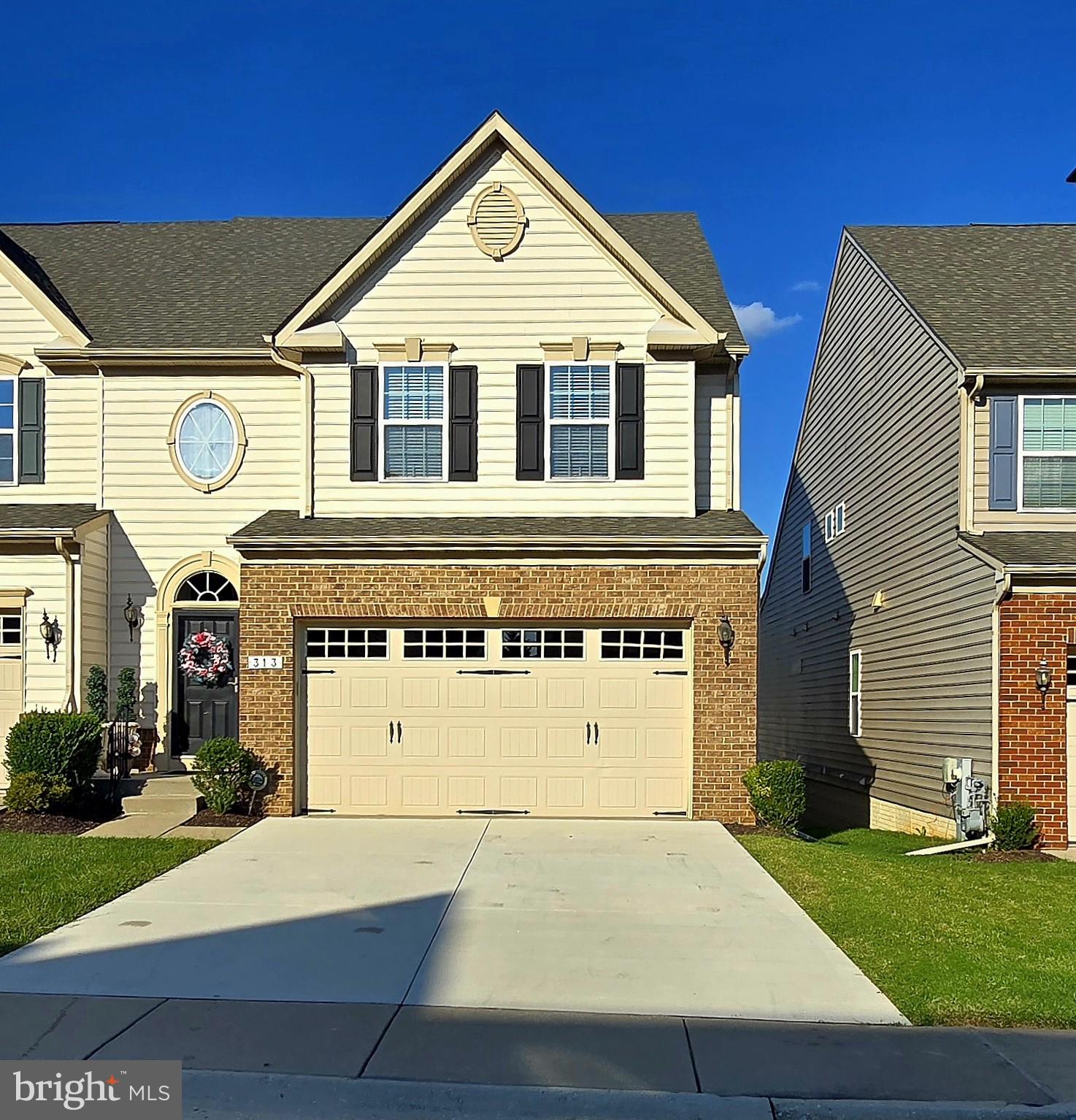 313 Lennox Dr  