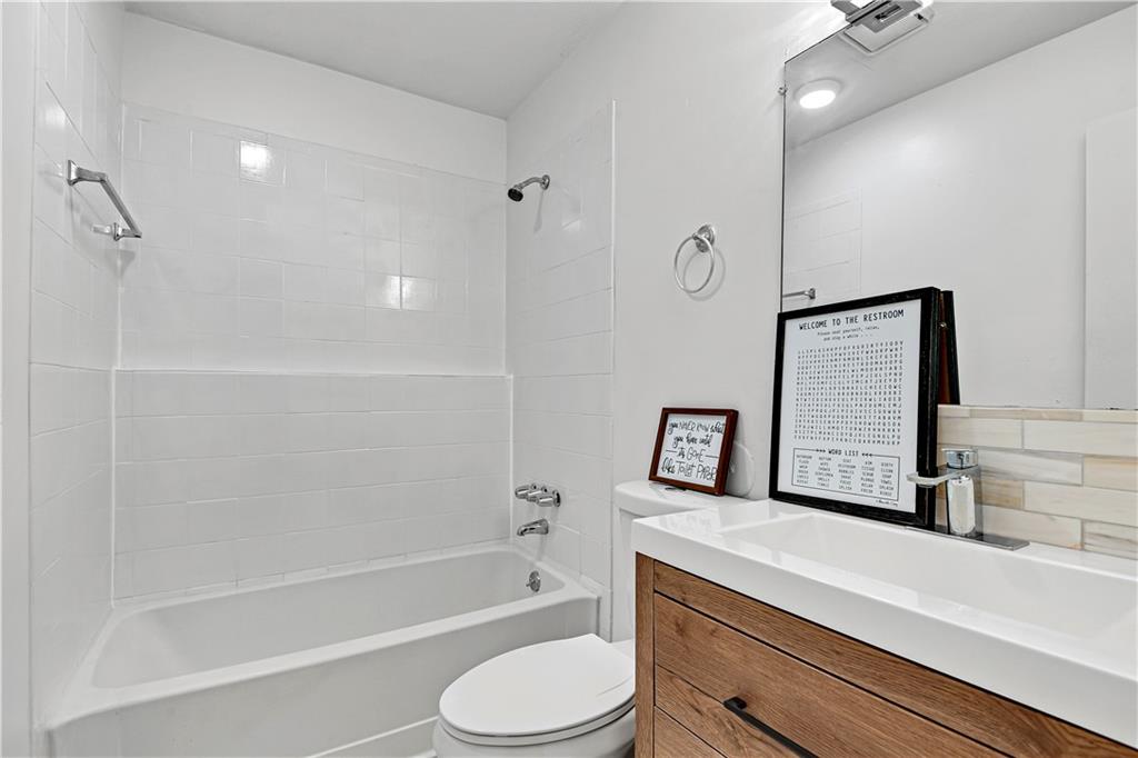 8151 Holmes Road 101