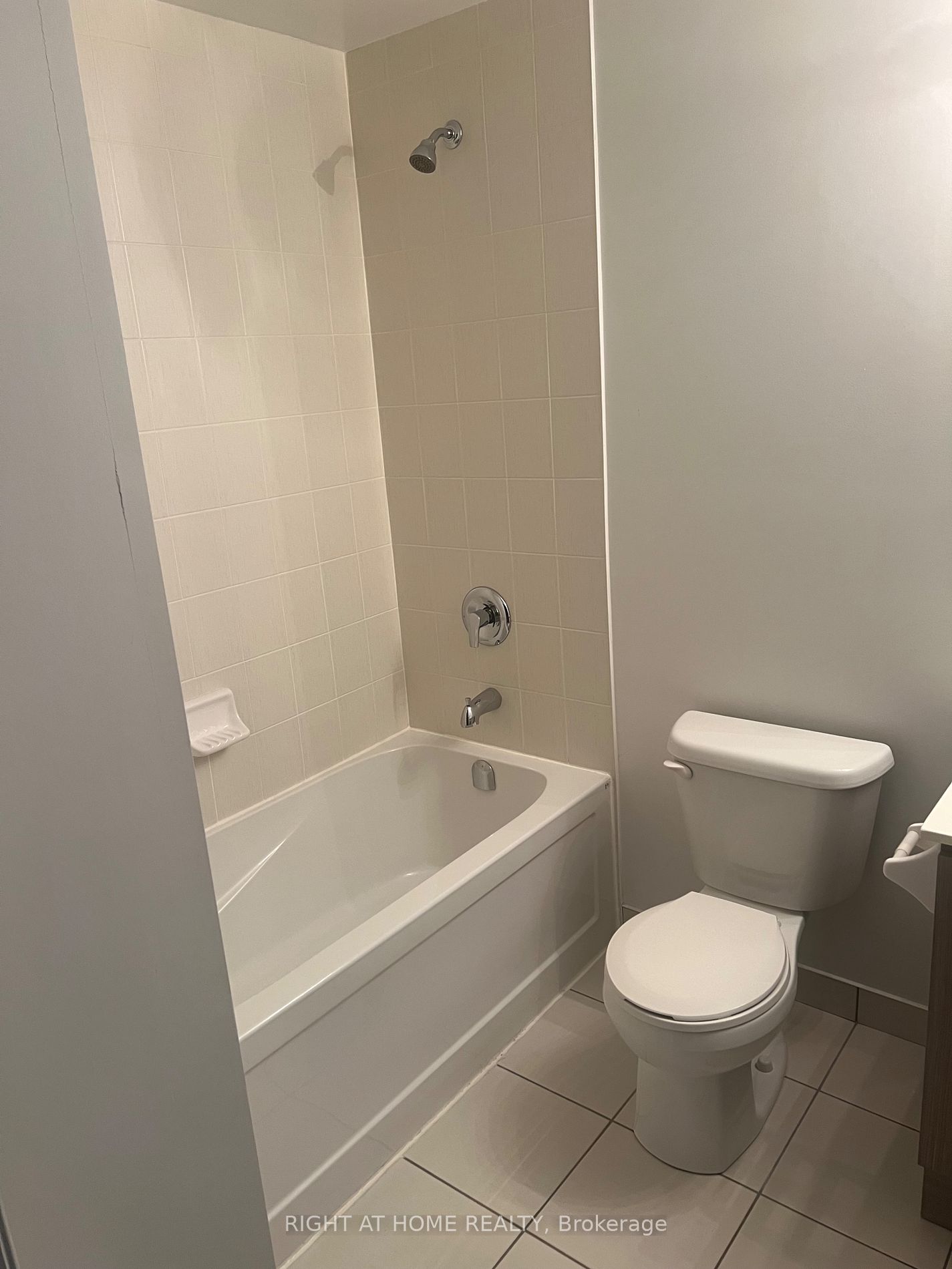 15 James Finlay Way 601