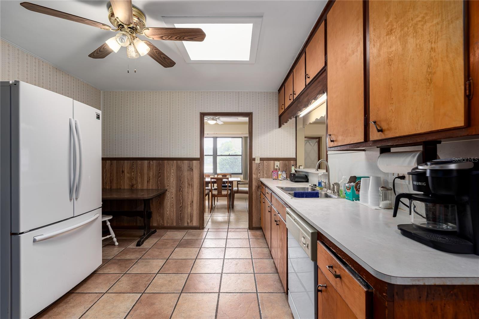 2605 27th Avenue Drive W