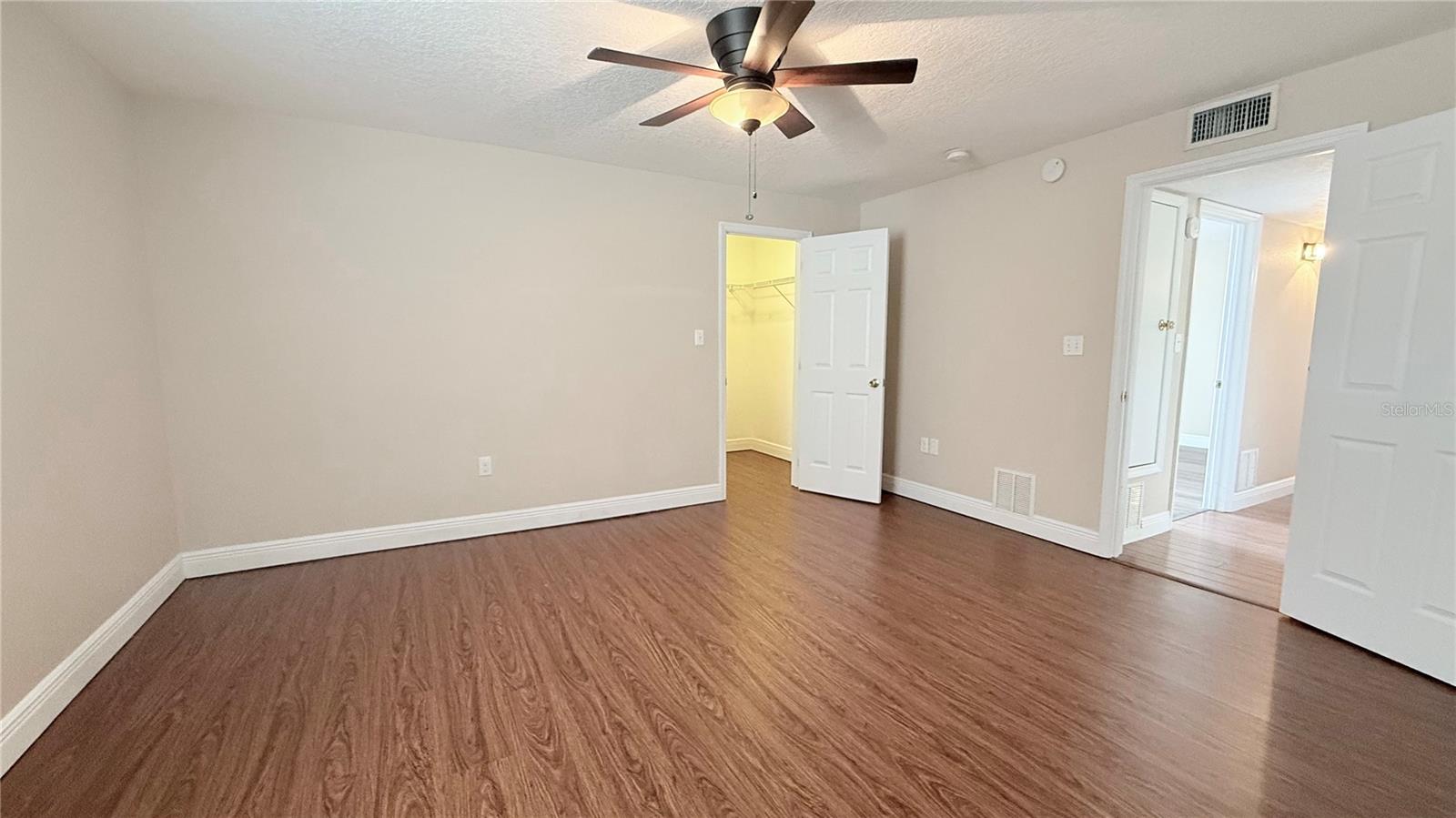 524 Orange Drive 11