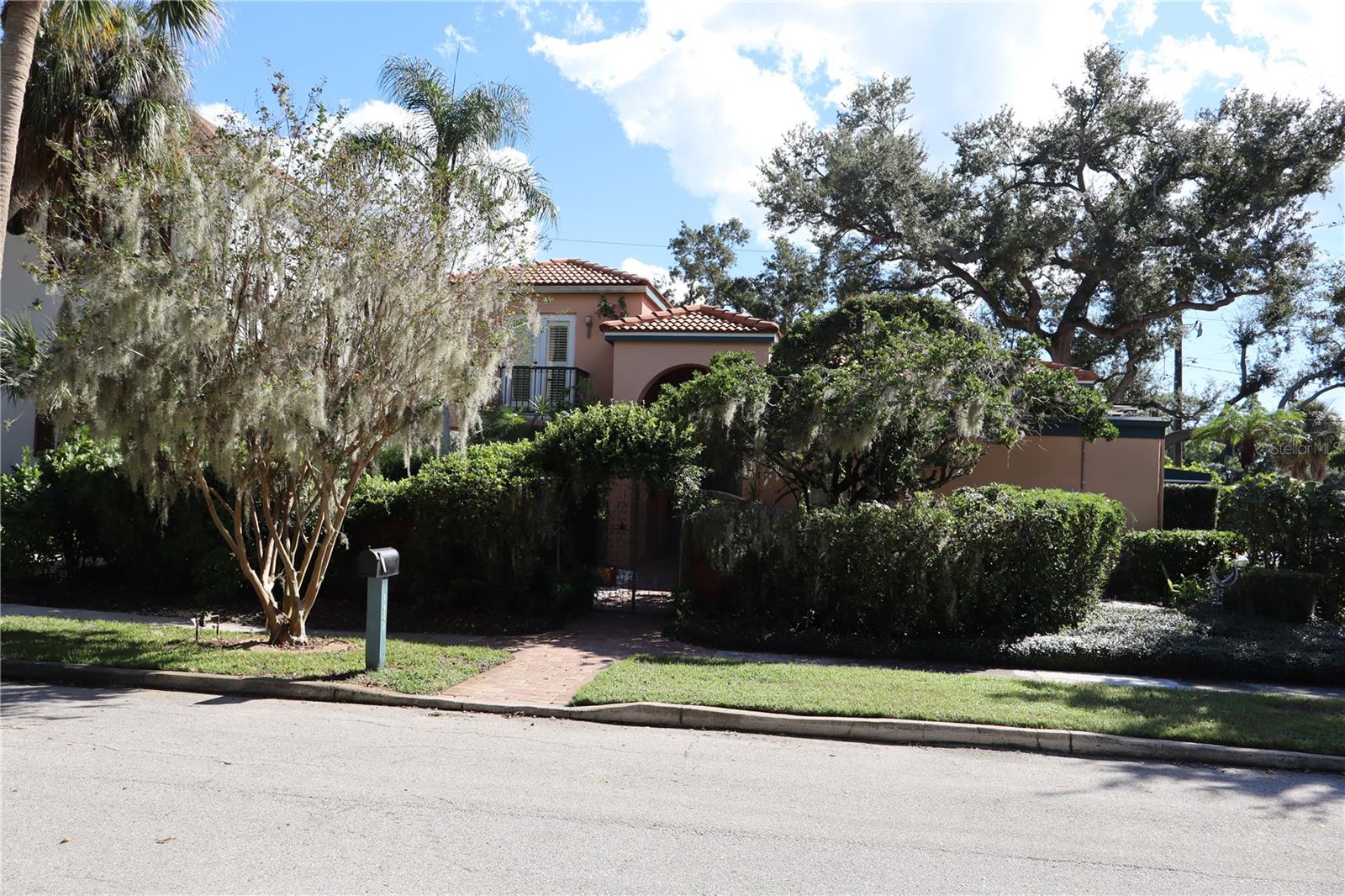 1630 Bonita Lane, Sarasota, FL