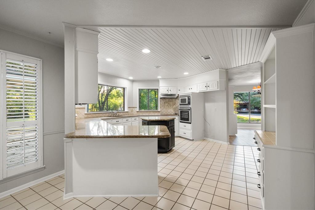 1705 Glenbrook Street