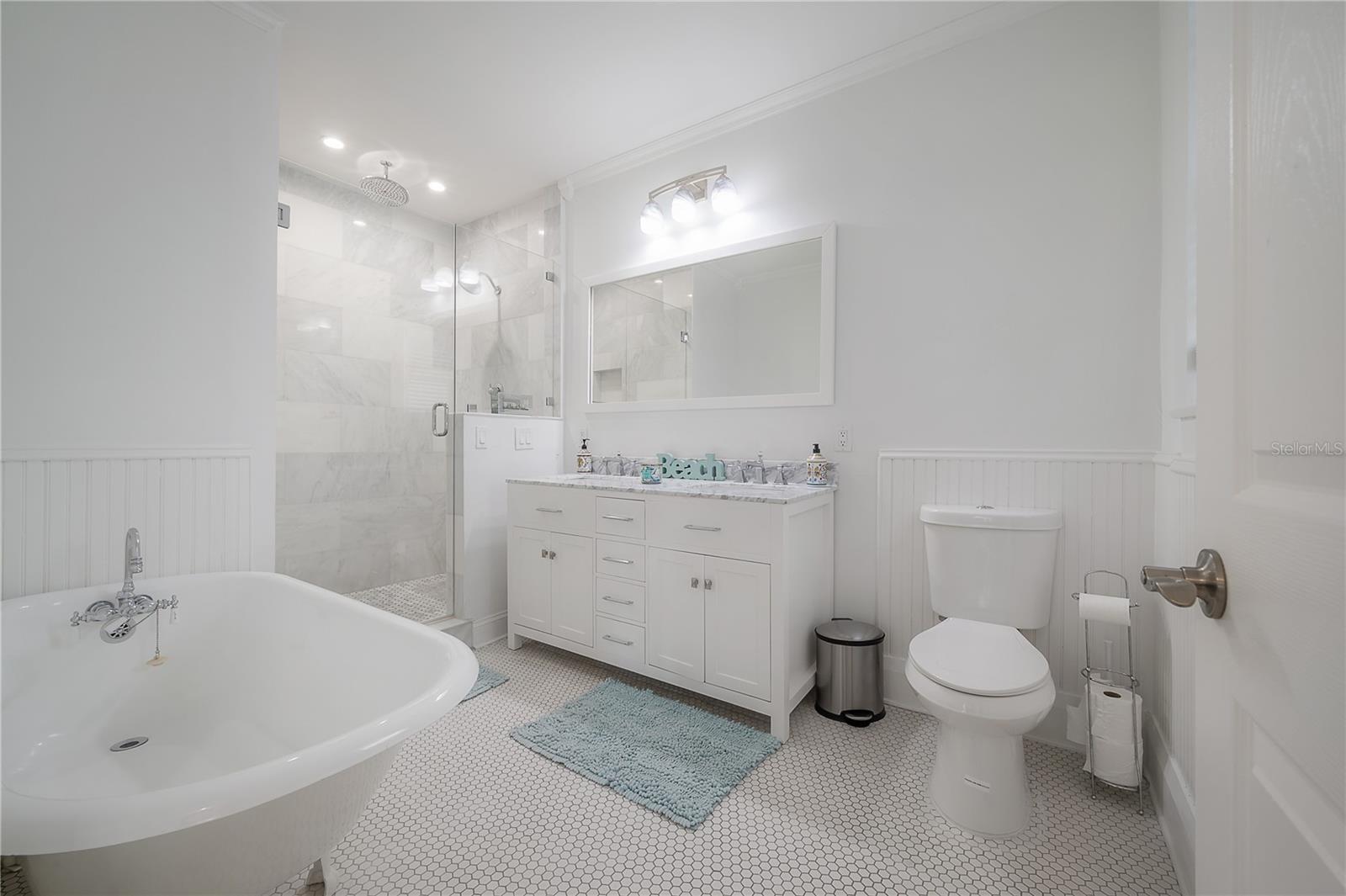 2921 W El Prado Boulevard