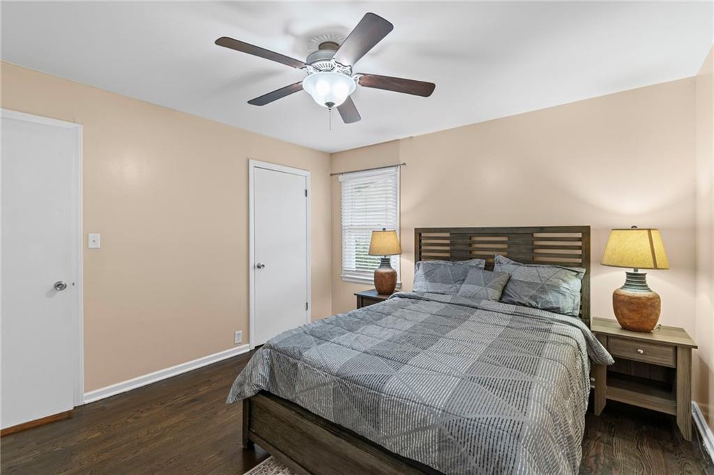 4944 NE Gladstone Avenue