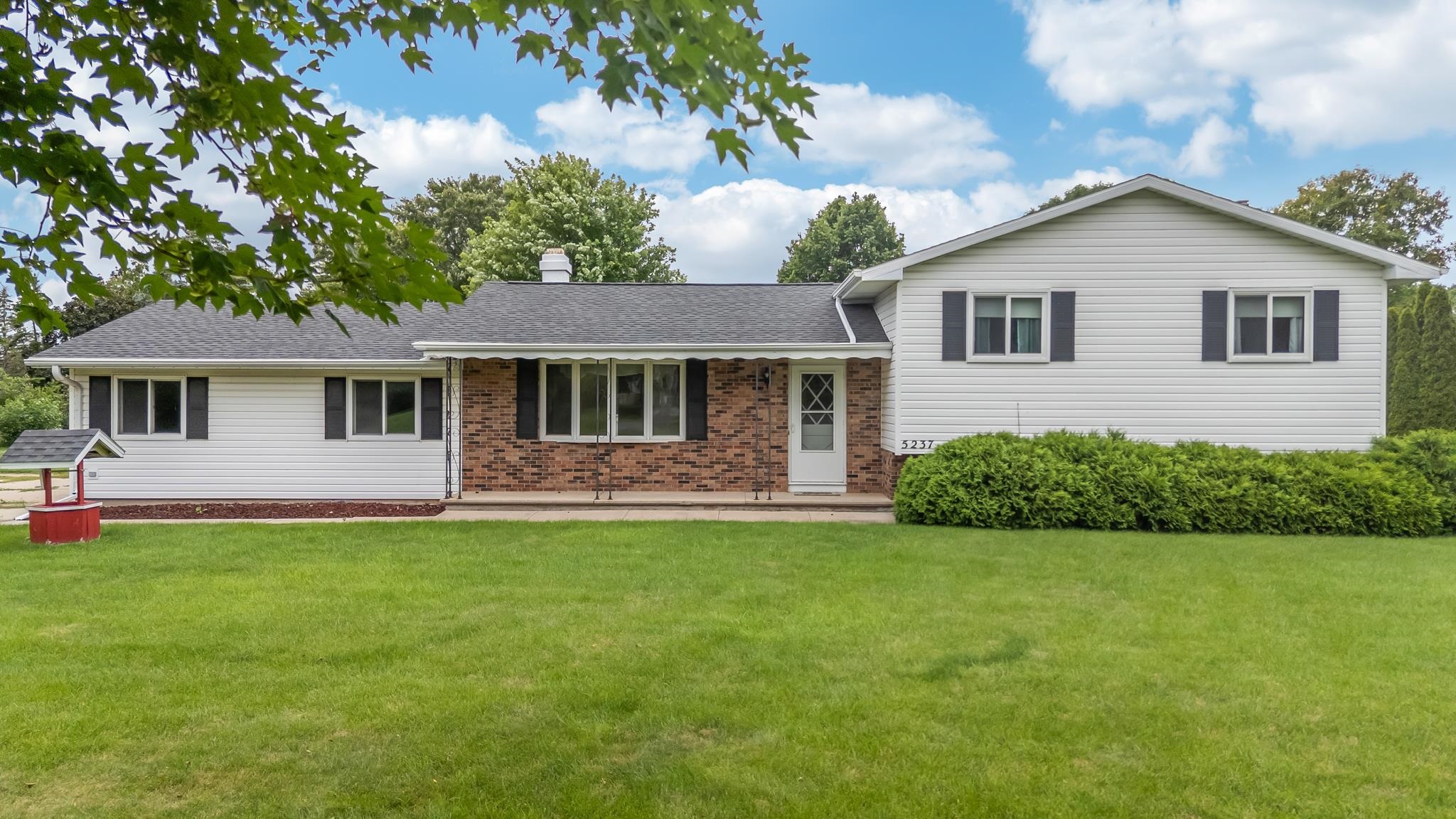 5237 Juniper Lane