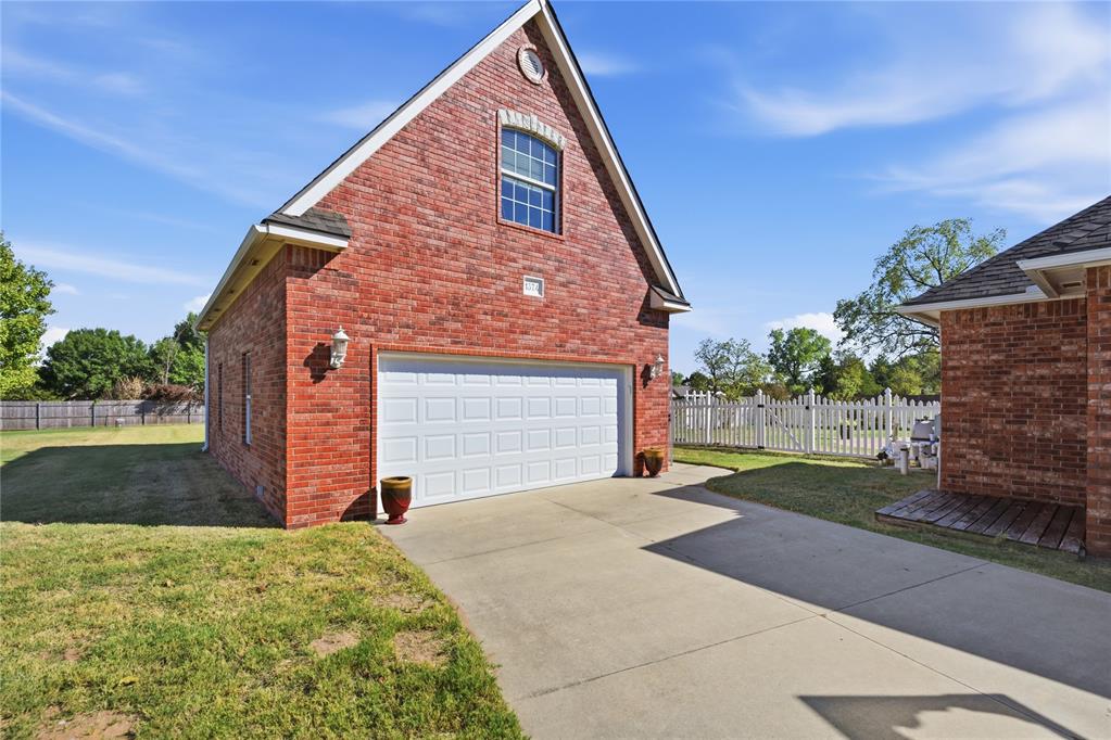1374 Hidden Valley Lane