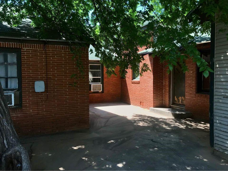 400 E Main Street