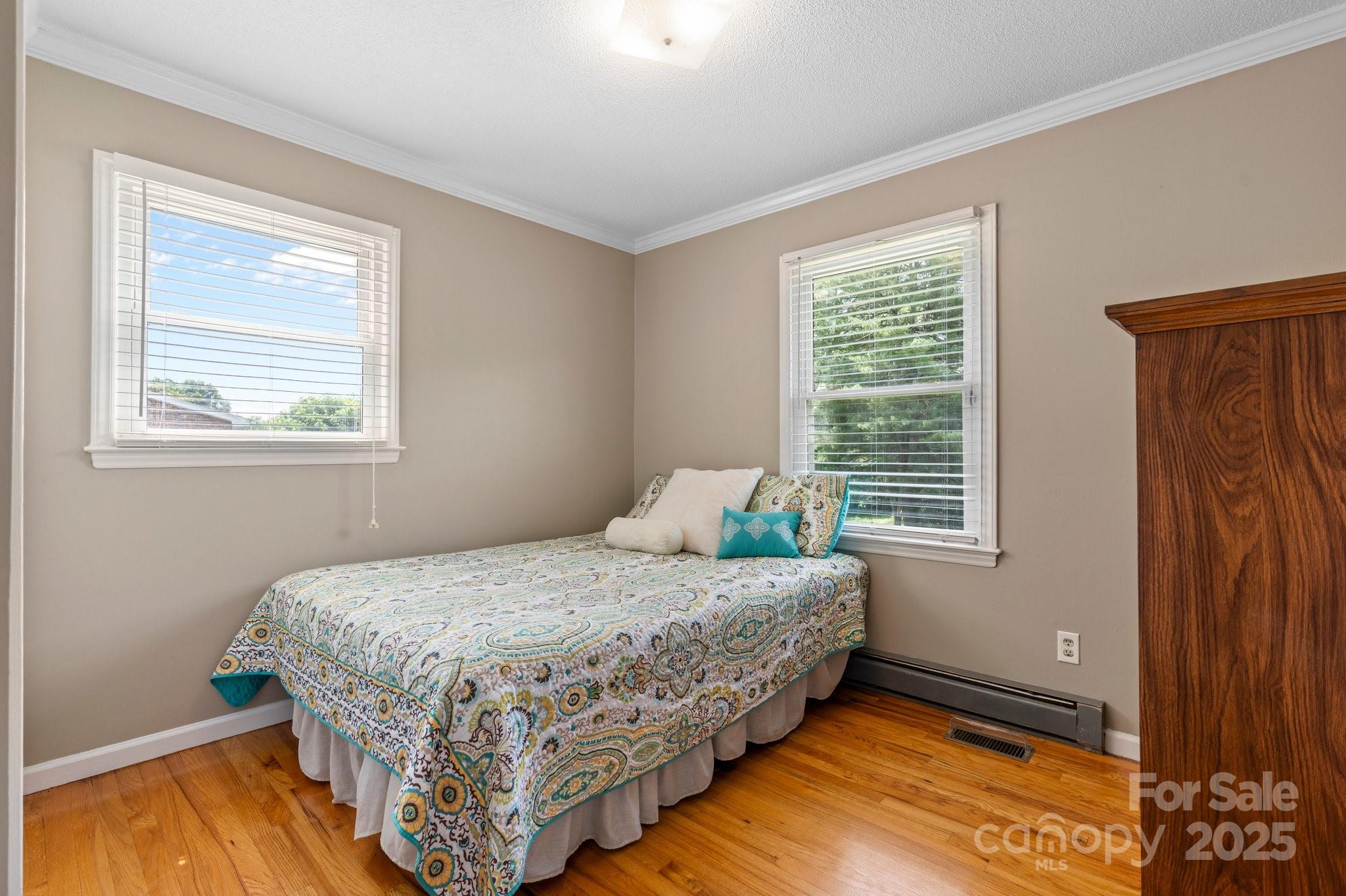 1040 Stagecoach Trail