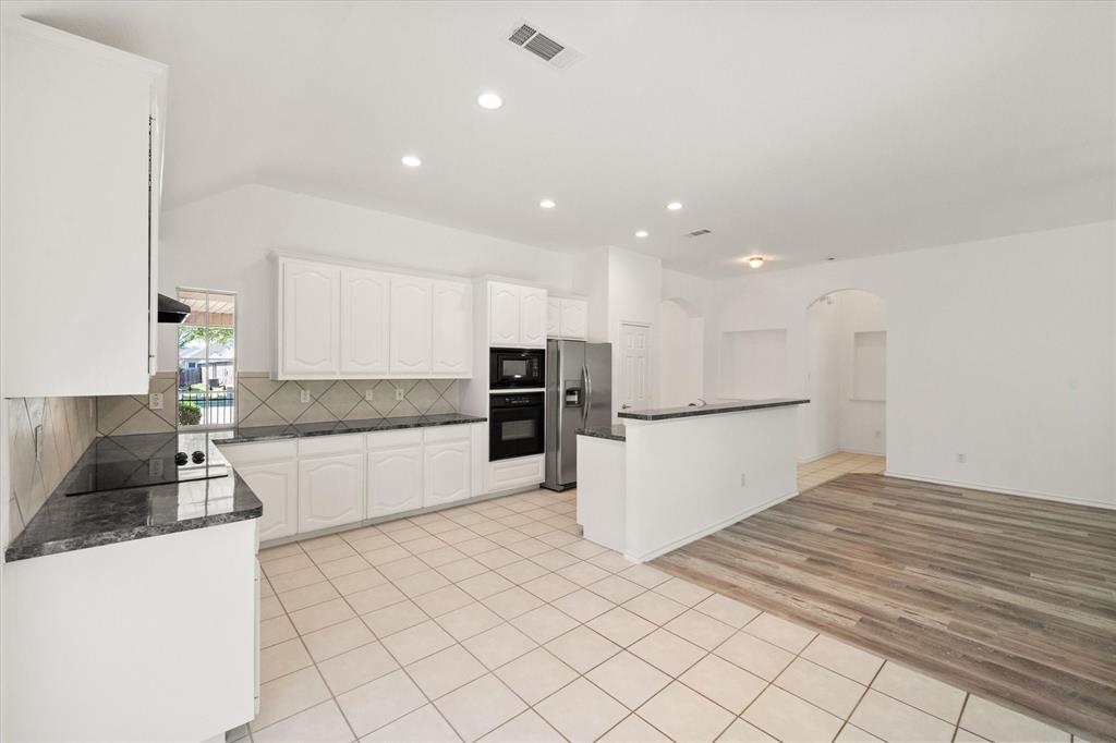 2724 Forest Lake Drive