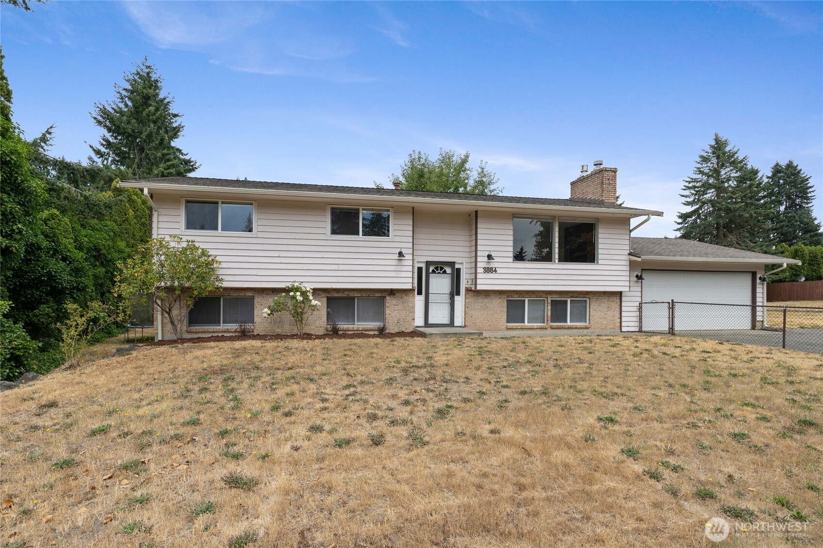 3884 Madrona Drive SE