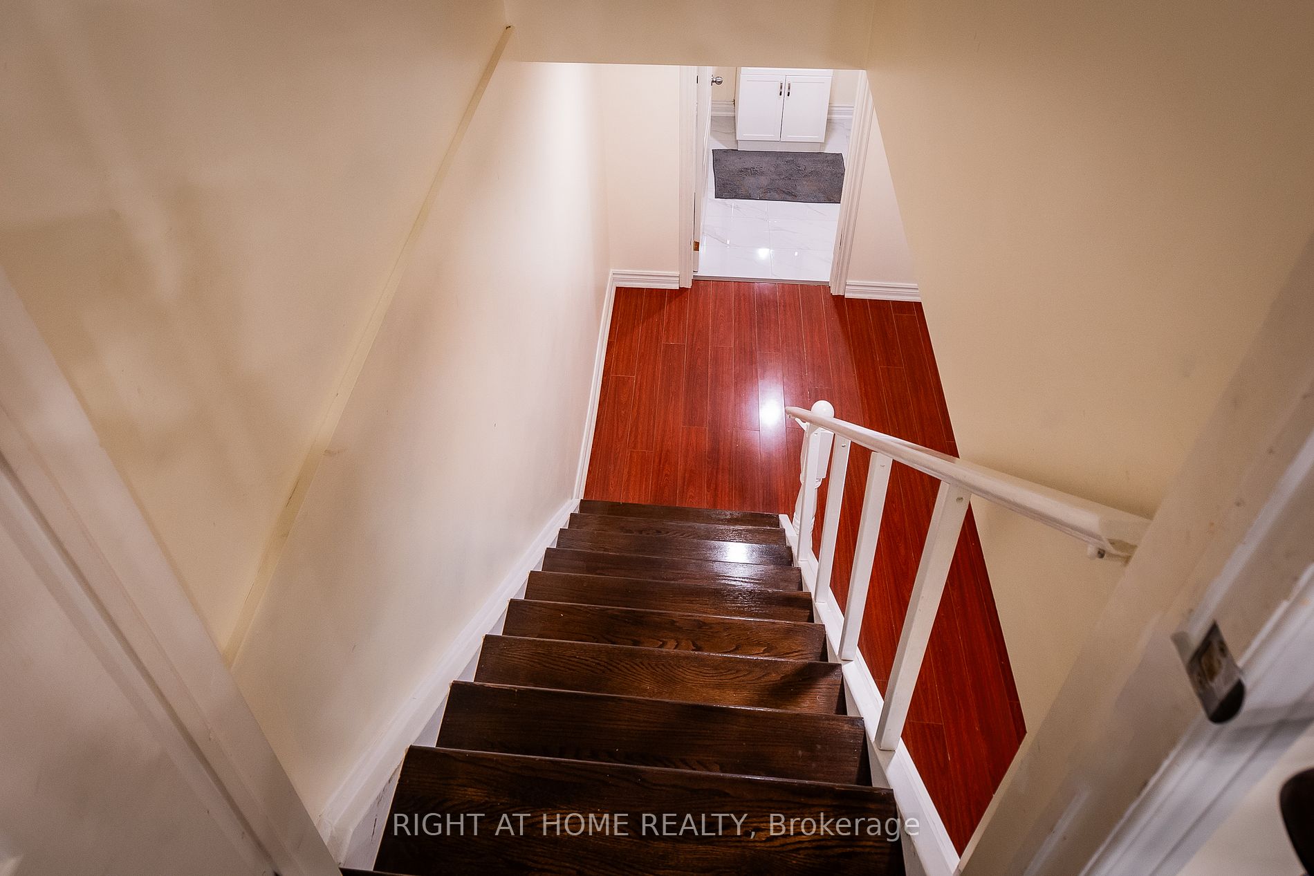 2077 Golden Orchard Tr
