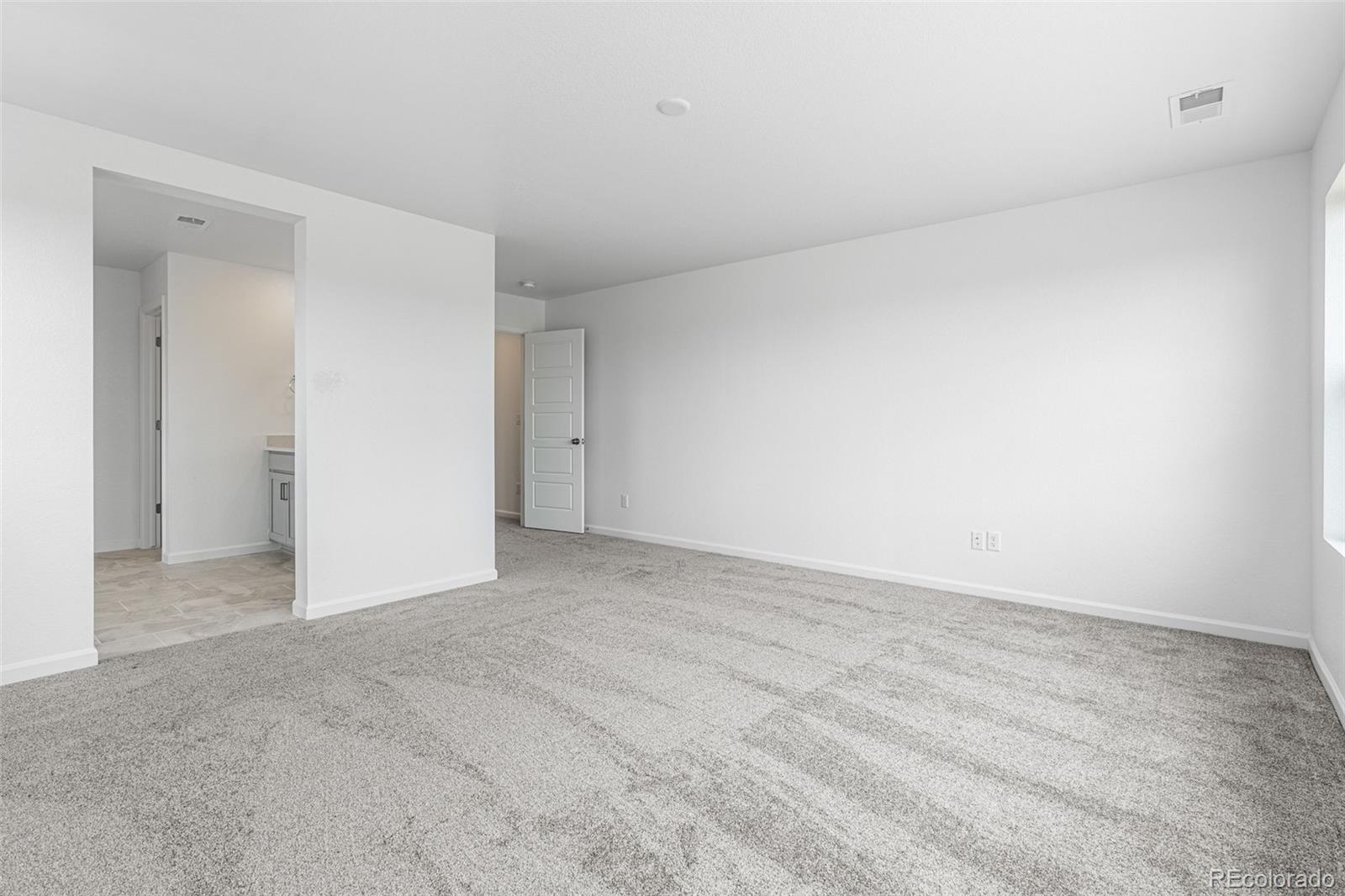 8852 Whiteclover Street