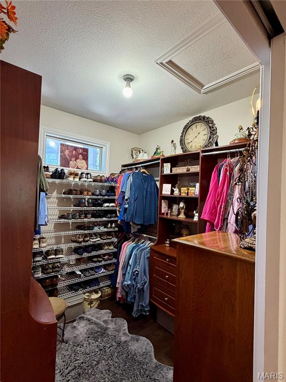 120 El Rancho Drive