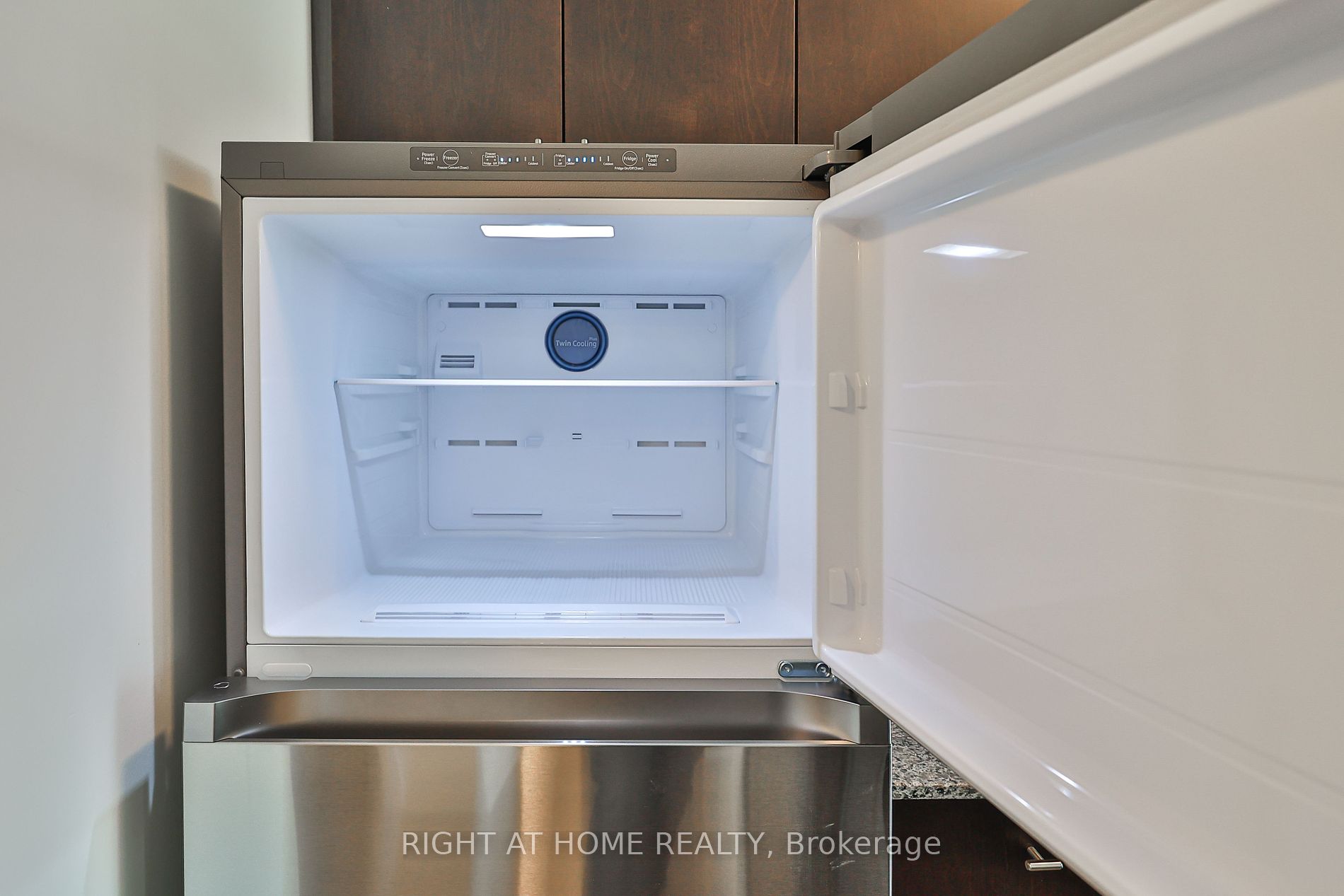 470 Gordon Krantz Ave 217