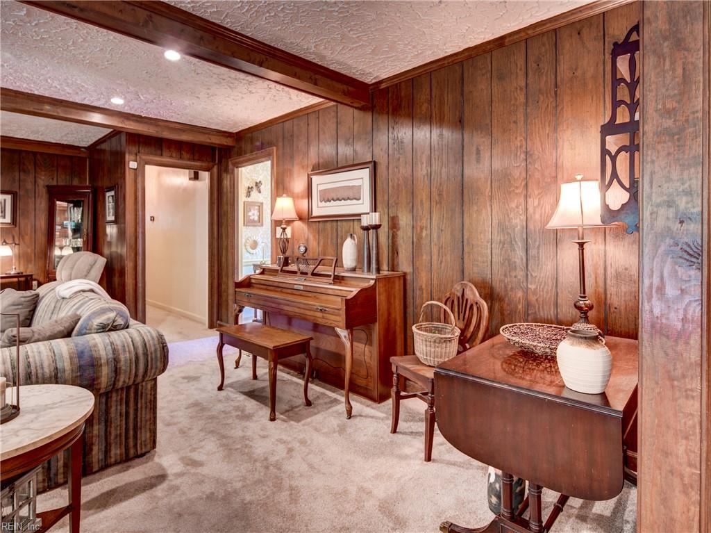 3232 Shadyside Lane