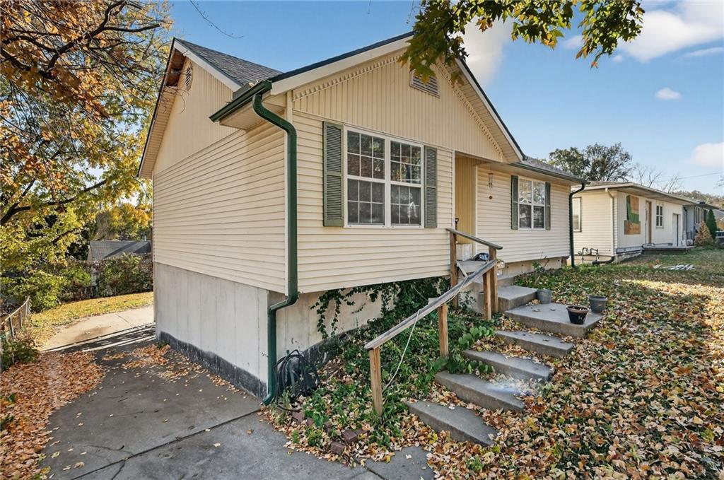 3715 N Euclid Avenue