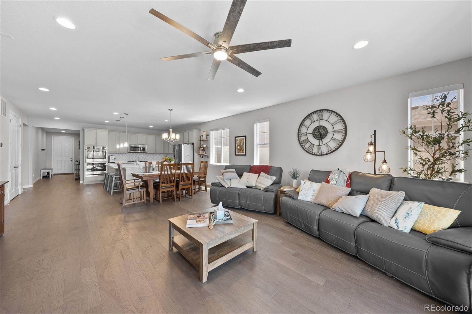 3575 White Rose Loop
